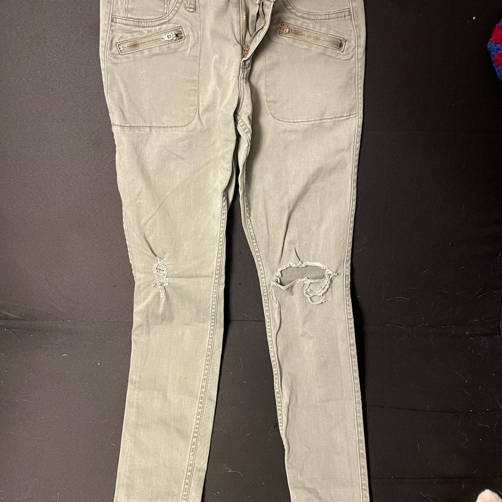 Size 3 Hollister Super Skinny Olive Jeans